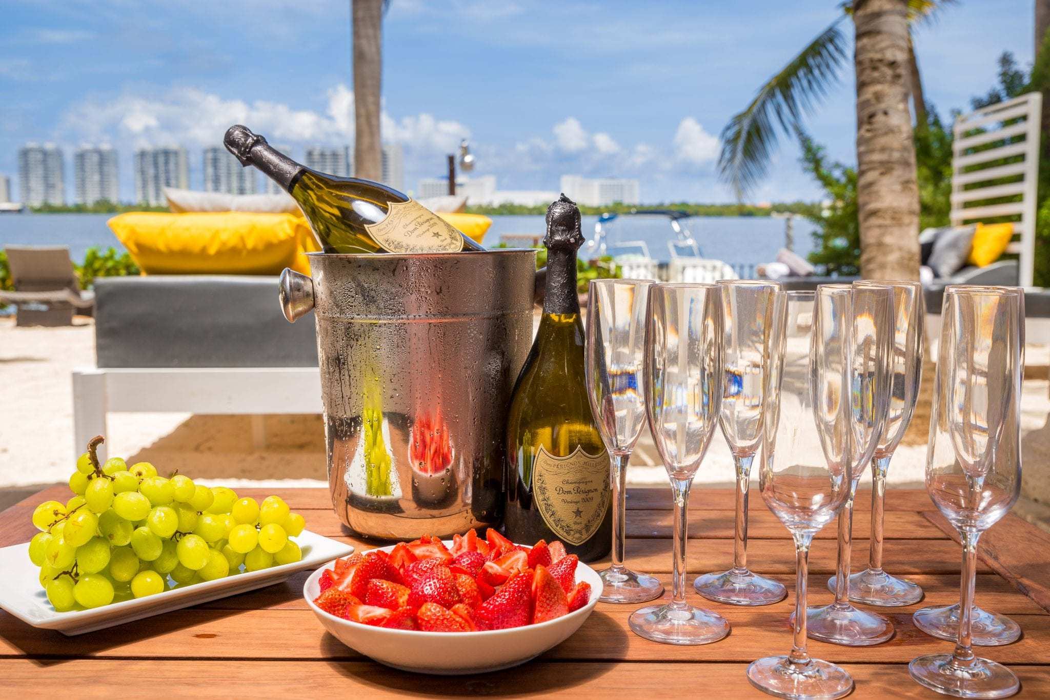 6 BR Mexican Mansion - Exterior - Lounging