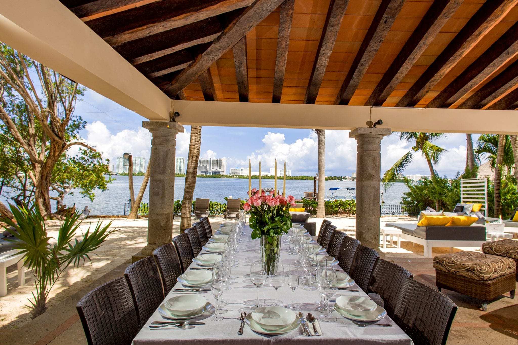 6 BR Mexican Mansion - Exterior - Dining