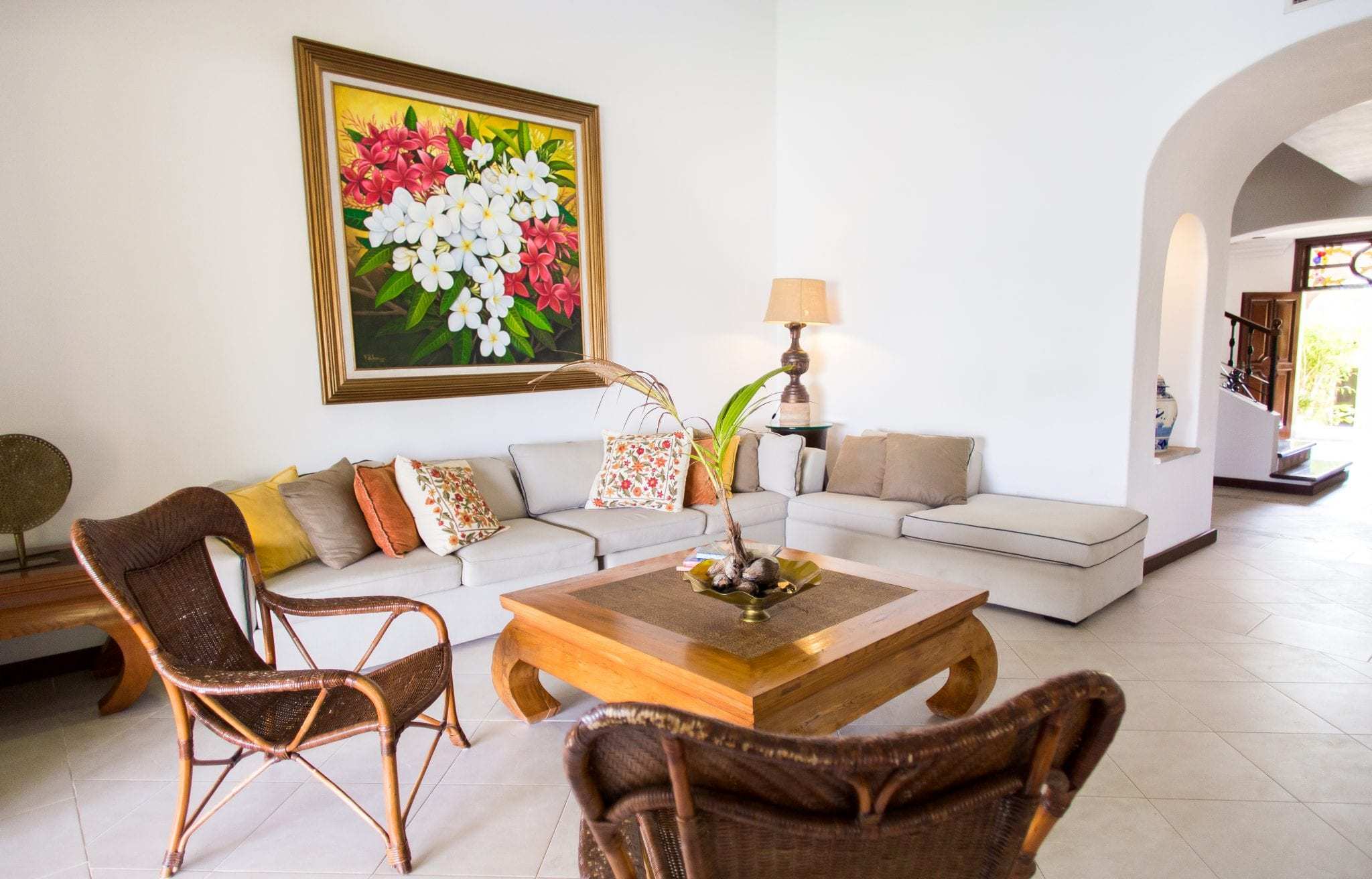 6 BR Mexican Mansion - Interior - Living Room