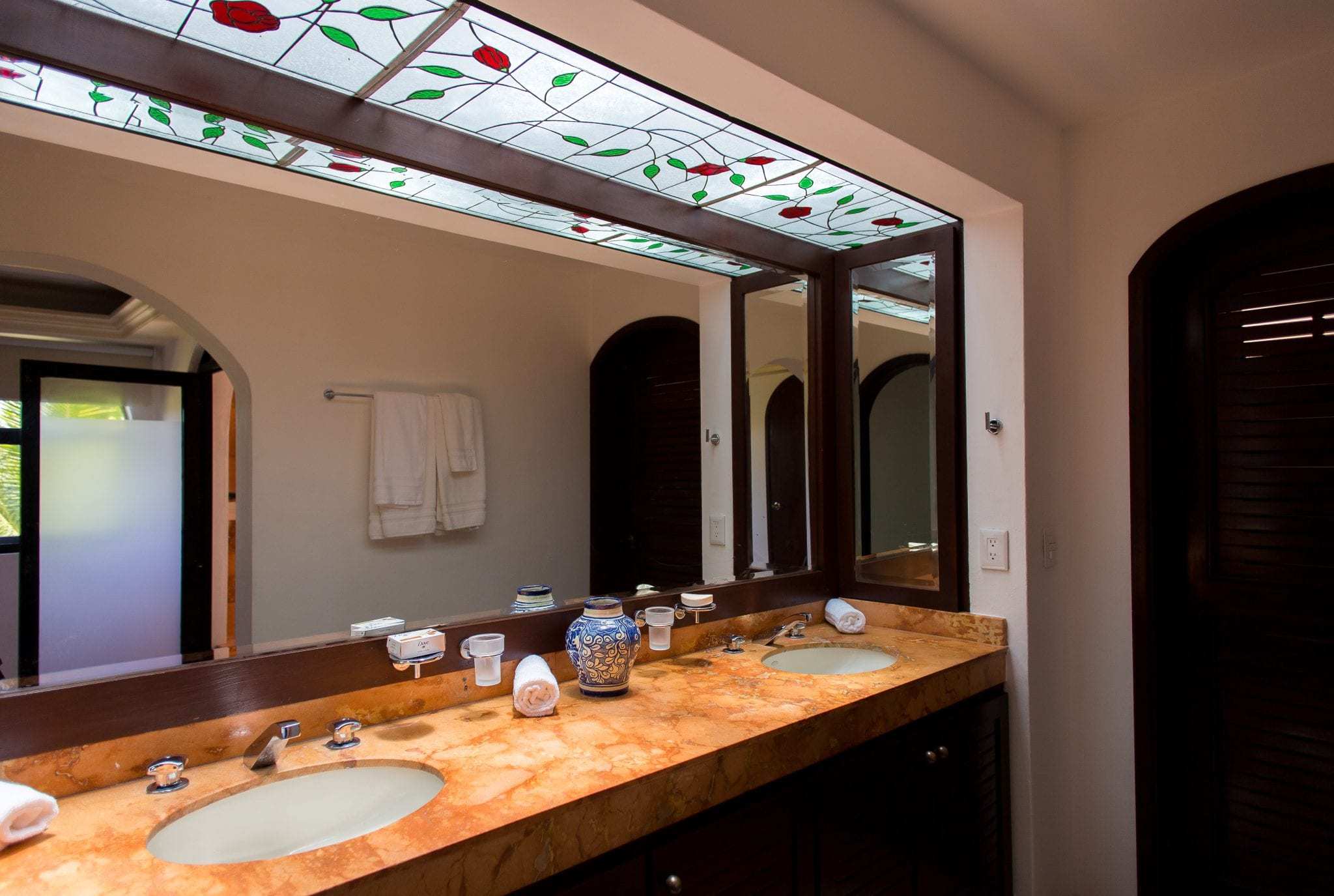 6 BR Mexican Mansion - Interior - Bath